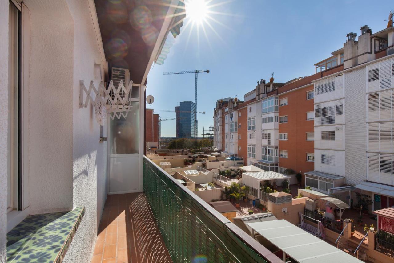 Апартаменты Click&Flat Fira Gran Via Оспиталет-де-Льобрегат Экстерьер фото